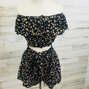 Ditsy Daisy Print Two Piece Set